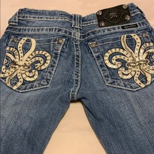 Miss Me Capri jeans